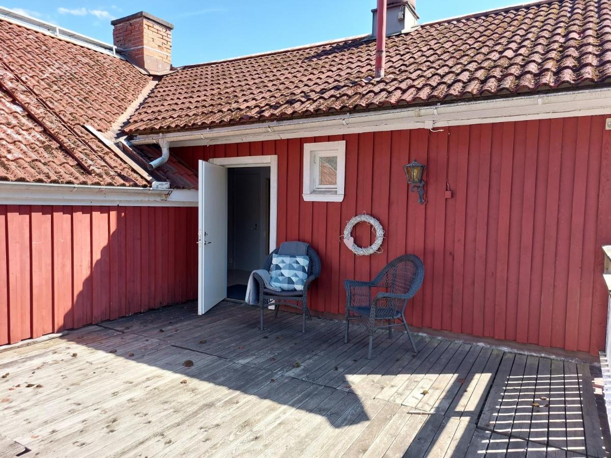 Flora Dekor Gaestgard, Lenagarden Pensionat Alingsås Exteriör bild