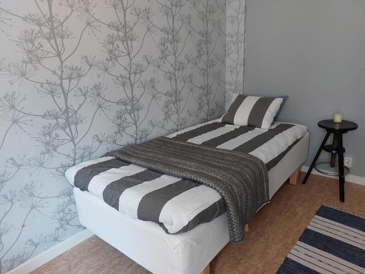 Flora Dekor Gaestgard, Lenagarden Pensionat Alingsås Exteriör bild