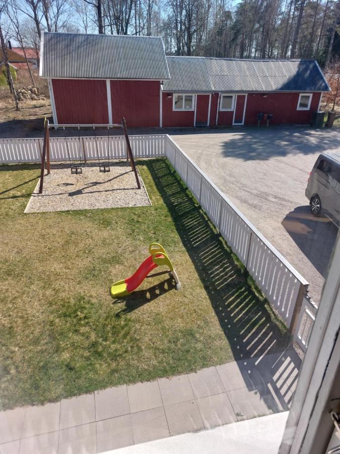 Flora Dekor Gaestgard, Lenagarden Pensionat Alingsås Exteriör bild
