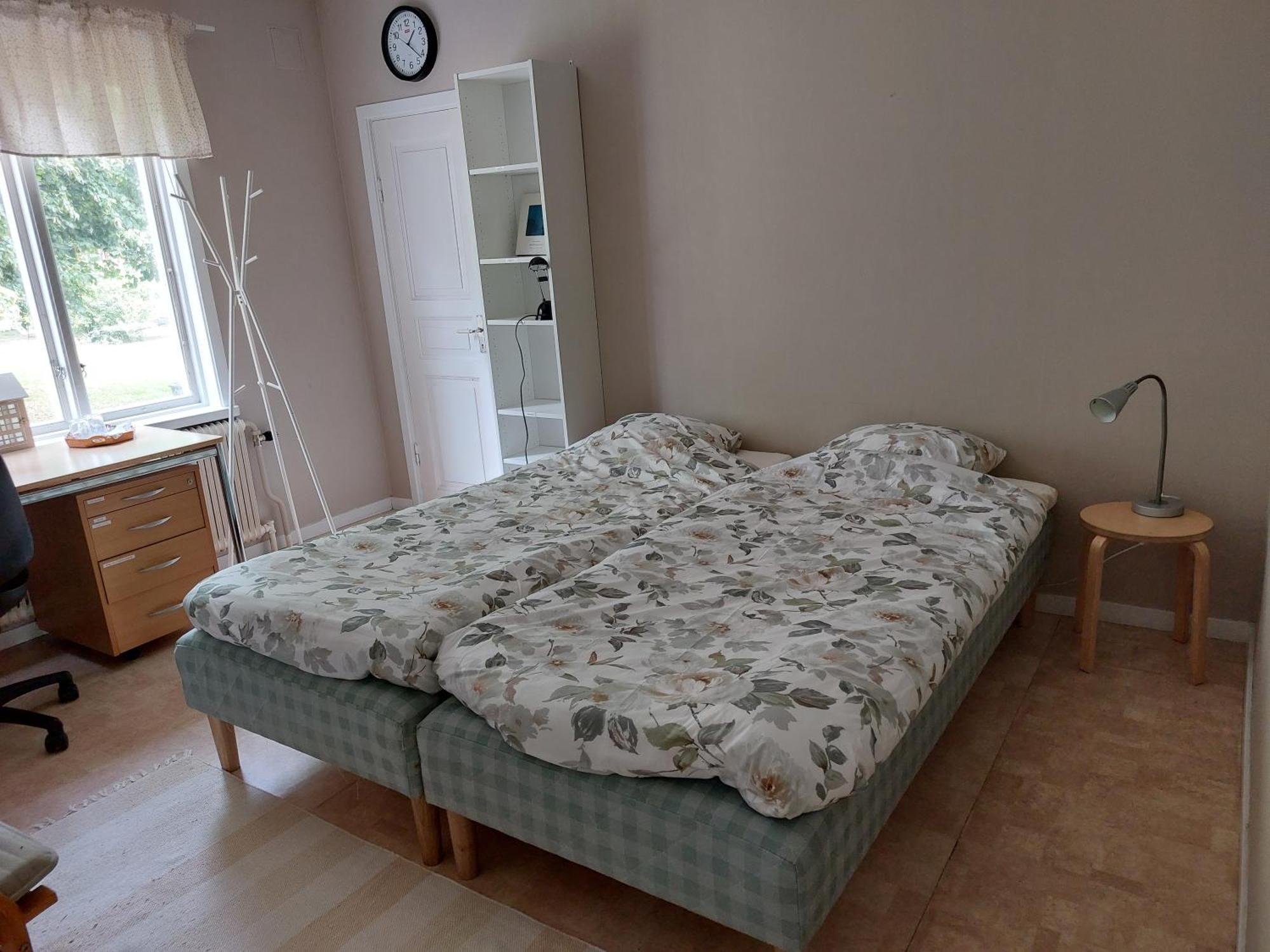 Flora Dekor Gaestgard, Lenagarden Pensionat Alingsås Exteriör bild